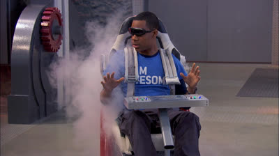 Lab Rats_S01E11_Back from the Future