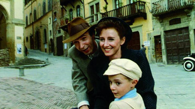 A Vida É Bela [ 1997 ] • Comédia/Guerra ▪︎ @vini7xg